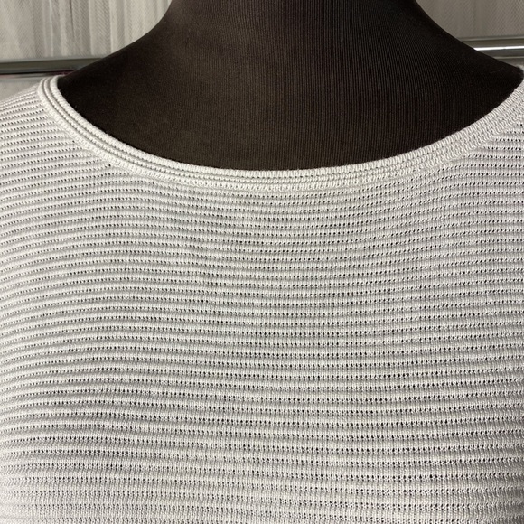 REDUCED!!Wilfred by Aritzia Cream Pullover - Picture 3 of 11